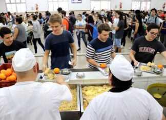 SERVICIOS SOCIALES UNNE MÁS ACCESIBLES Comedores: ya se pueden adquirir los tickets comedor anticipadamente vía online En el marco de la transformación digital institucional que encara la Universidad, este alo se desarrolló un módulo denominado UNNE-Bienestar para que la comunidad universitaria pueda reservar, comprar y pagar los tickets para almorzar en cualquiera de los tres comedores.