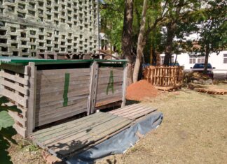 CONCIENCIA AMBIENTAL En el Mes del Compostaje, en el Instituto Agrotécnico alistan nueva compostera y continúan promoviendo esta práctica Hace más de tres año, el IAGRO cuenta con una compostera que se utiliza con fines prácticos, didáctivos y de investigación.