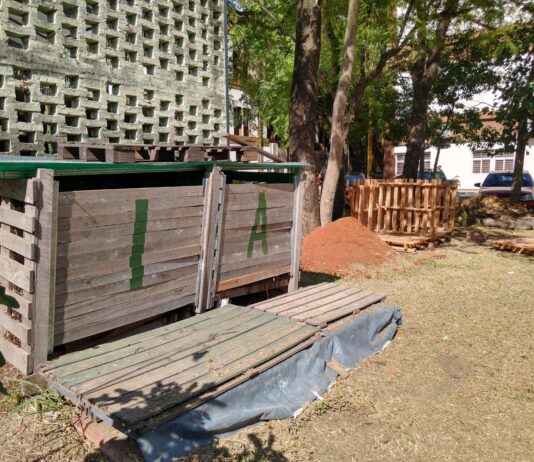 En el Mes del Compostaje, en el Instituto Agrotécnico alistan nueva compostera y continúan promoviendo esta práctica Hace más de tres año, el IAGRO cuenta con una compostera que se utiliza con fines prácticos, didáctivos y de investigación.