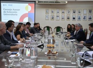 GESTIÓN INSTITUCIONAL El Consejo Asesor de Extensión Universitaria se reunió en el Rectorado