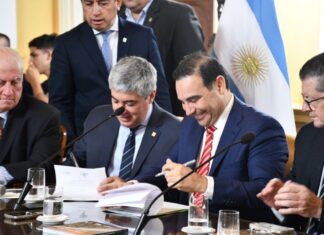 CONVENIO DE COOPERACIÓN UNNE - GOB. DE CORRIENTES El Campus Deodoro Roca de la UNNE tendrá una central de generación y suministro de energía fotovoltaica