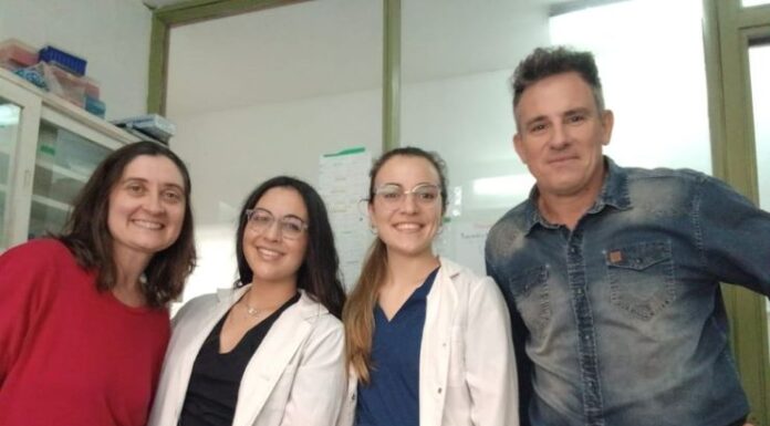 Becaria de la UNNE descubre ubicación inusual de proteína clave en cáncer de ovario