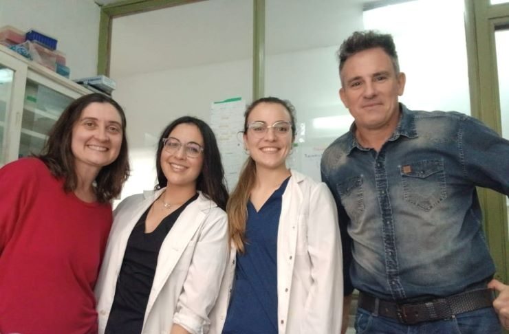 Becaria de la UNNE descubre ubicación inusual de proteína clave en cáncer de ovario