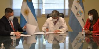 Un compromiso y un sueño cumplido. La Municipalidad de Monte Caseros y la Facultad de Medicina firmaron un importante acuerdo