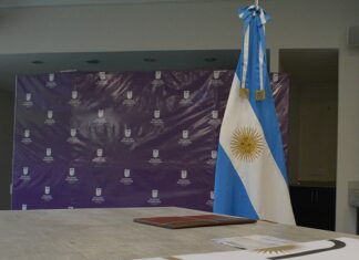 La Facultad de Medicina de la Universidad Nacional del Nordeste continúa entregando diplomas a profesionales graduados/as en la Institución Entrega de Títulos a profesionales de la salud