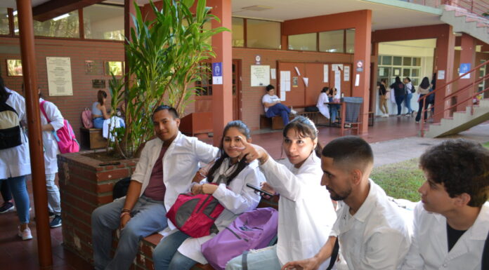 INVESTIGACIÓN Estudiantes de Medicina realizarán por primera vez pasantías en los laboratorios de la facultad