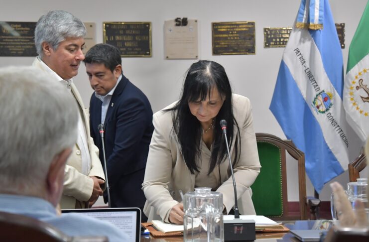 La Mgter. Margarita Correa de Payes asumió como Secretaria General Legal y Técnica