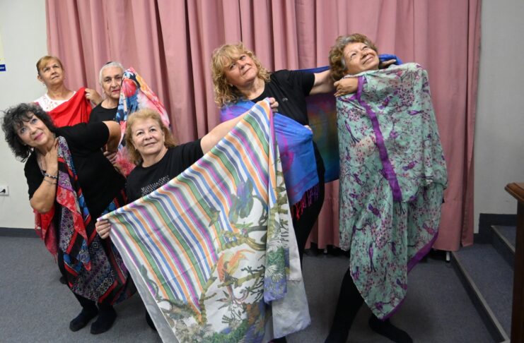 “El Baile Eterno”: una muestra que recorre la vida a través del movimiento en la Facultad de Humanidades