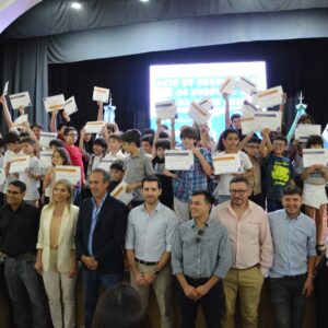 Entrega certificados Curso Robótica para Niños-as UNNE Gob. del Chaco