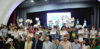 Curso de Robótica: más de 50 niños y niñas recibieron sus diplomas en la UNNE