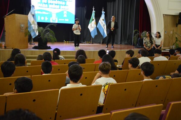 Lautaro, uno de los estudiantes del curso de Robótica, contó todo lo que aprendieron y lo divertido que fue.