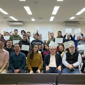 Entrega certificados cursos 1º cuatrimestre 2025 Escuela Oficios UNNE Resistencia