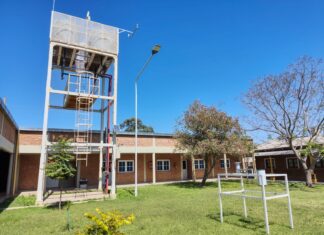 UNIVERSIDAD - ESTADO En el CRU Pinedo de la UNNE funciona una de las 115 estaciones meteorológicas de la red nacional