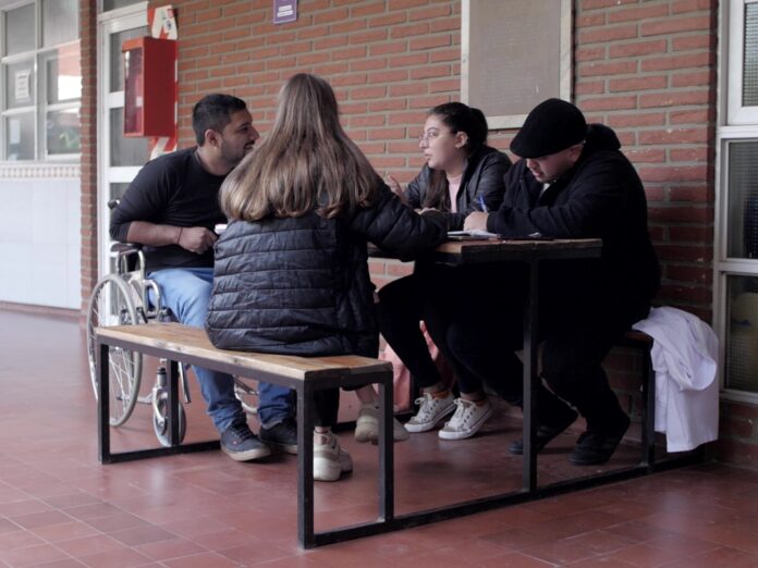 EstudiantesUNNE-Discapacidadf