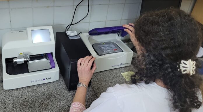 Distinguen “idea-proyecto” de UNNE para relevar y caracterizar genes de resistencia a antimicrobianos en la producción porcina