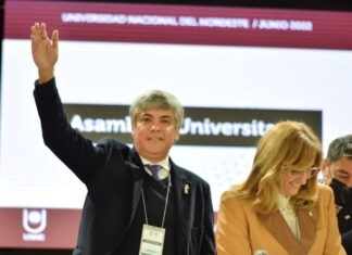 RECTOR ELECTO DE LA UNIVERSIDAD NACIONAL DEL NORDESTE Larroza: “Los invito a ser parte de esta transformación. El futuro nos une”