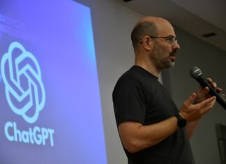 DIEGO FERNÁNDEZ SLEZAK EN LA UNNE “La IA no reemplaza tareas, pero hay algunas que las puede hacer mejor”