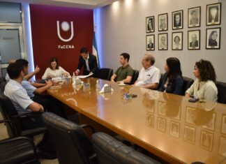 FIRMA DE ACUERDO Acuerdo de trabajo conjunto entre FaCENA y la Base Aérea Militar Resistencia