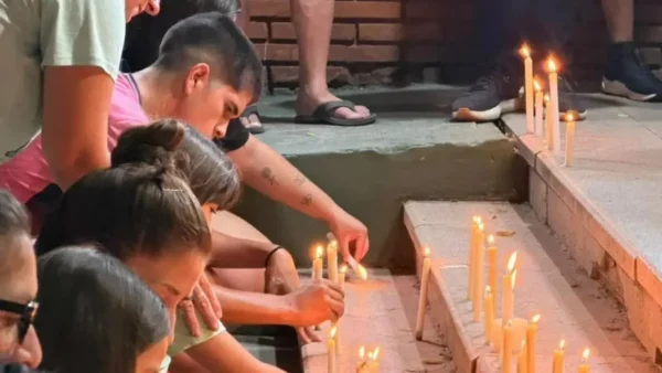 La disponibilidad de armas introduce un elemento crítico: la posibilidad de transformar un conflicto en una tragedia irreversible, con el dolor, la fragmentación social y demás consecuencias lamentables.