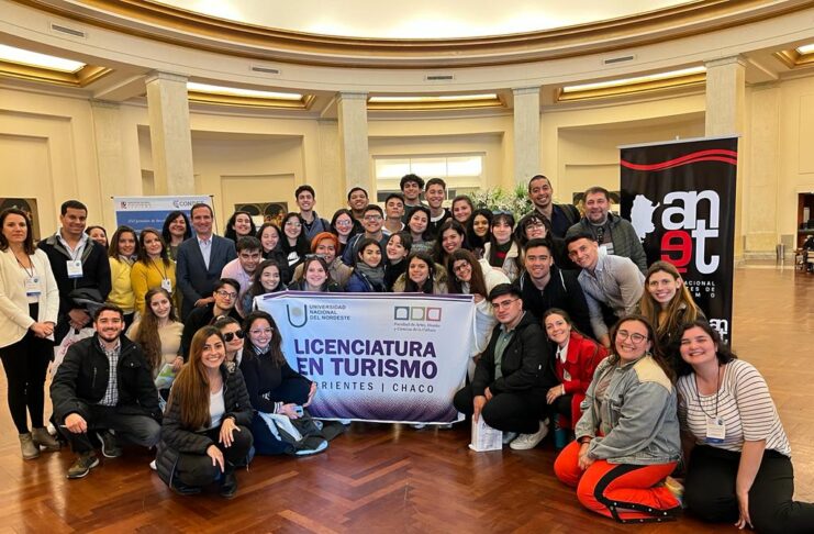 FADyCC-UNNE: Autoridades y estudiantes de Turismo participaron del Congreso Internacional de Turismo en Mar del Plata