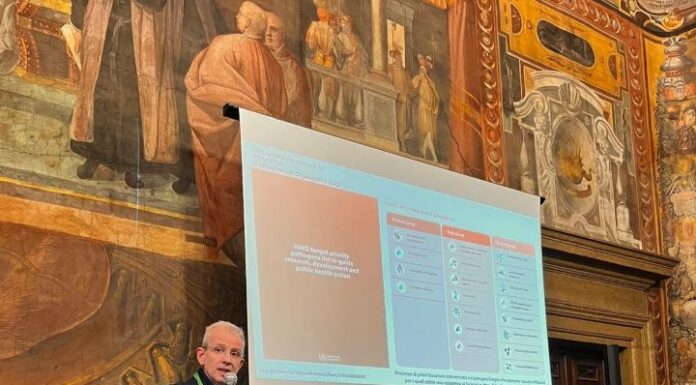 Investigador de la UNNE expuso en Roma cómo el cambio climático redefine las infecciones fúngicas