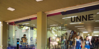 NUEVOS ALUMNOS EN LA FACULTAD Ciencias Económicas recibe más de 1.700 ingresantes