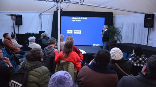 Entre las propuestas de la UNNE en la carpa Sinergia se destacan las charlas con destacados especialistas.