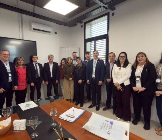 El doctor Larroza fue elegido representante titular del CPRES NEA