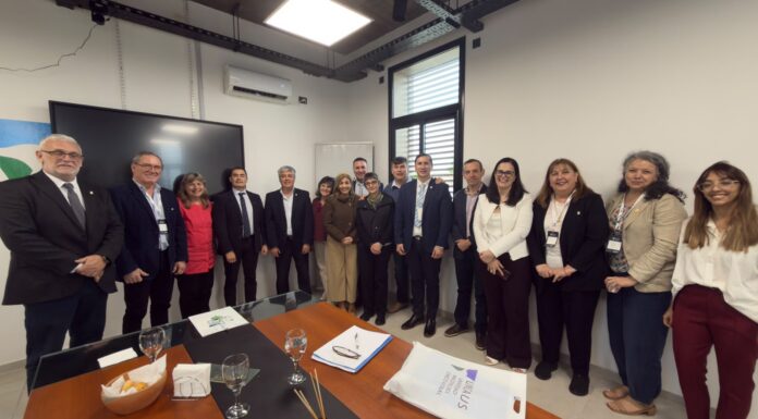 El doctor Larroza fue elegido representante titular del CPRES NEA