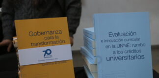 Se presentaron dos libros que resumen las políticas educativas de la gestión