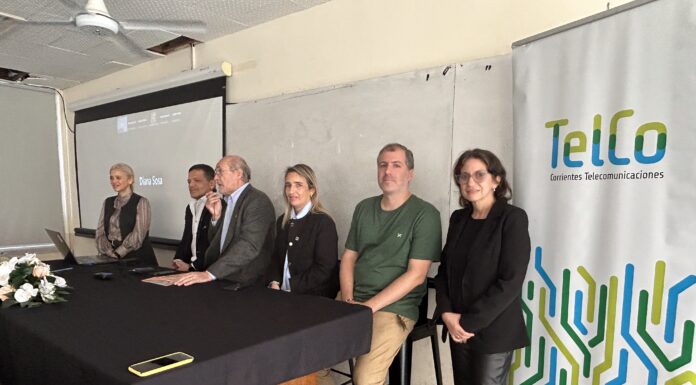 Intensa actividad en FaCENA con el Hackathon: Ecosistemas digitales 4.0