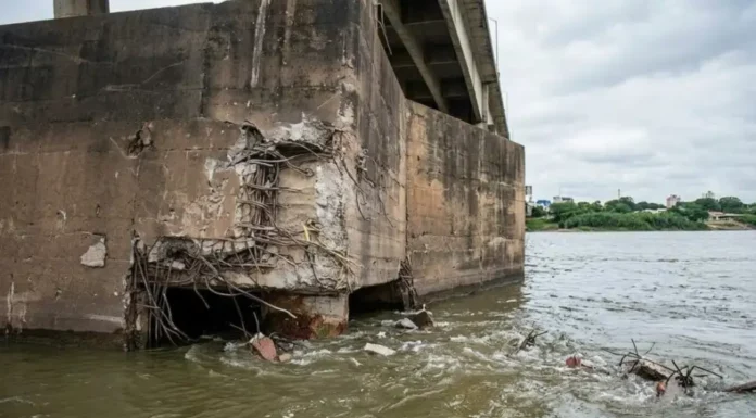 Un trabajo final de Ingeniería proponía hace 8 años otro tipo de defensas para los pilares del Puente Gral Belgrano