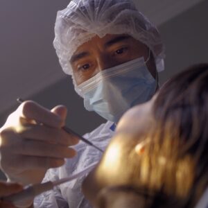 ISSUNNE fortalece su servicio de odontología con implantes dentales