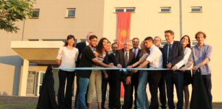 EN RESISTENCIA Con el presidente Fernández, se inauguró el edificio propio de la Facultad de Artes de la UNNE