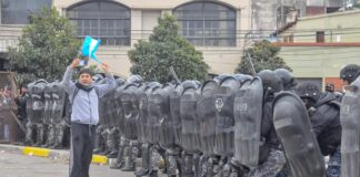 EN DEFENSA DE LA EDUCACIÓN SUPERIOR La UNNE adhiere a la posición del CIN que exige respeto a la autonomía universitaria en Jujuy Los docentes son la columna vertebral de la protesta de trabajadores por recomposición salarial y contra de la reforma constitucional impulsada por el Gobierno provincial. (Crédito: Edgardo Valera - Telam)