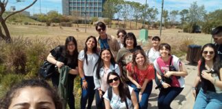 JORNADAS INTERNACIONALES DE JÓVENES EMPRENDEDORES Con un proyecto de tótems inteligentes y una veintena de estudiantes, la Unne vuelve a decir presente en las JIJE 2022 Estudiantes de la UNNE en la Universidad del Litoral participando de la JIJE 2022.