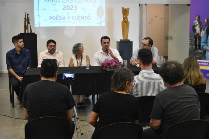 En la sede del CCN, se realizó en Resistencia, el lanzamiento de la edición 2023 del tradicional Premio de la UNNE.