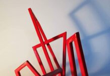 El escultor Luis Bernardi presenta “La sombra del vacío” en el CCN