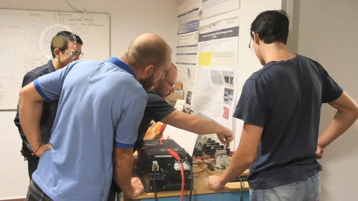 El Grupo de Energías Renovables de Facena certifica equipos fotovoltaicos que se instalarán en sitios remotos