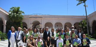 ARTICULACIÓN UNIVERSIDAD- ESTADO PROVINCIAL La UNNE presentó un manual escolar que renueva la forma de enseñar la historia de Corrientes en el siglo XX