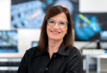 MARÍA TERESA DOVA La física argentina premiada por la UNESCO destacó que «lo más importante fue volver» al país para hacer ciencia