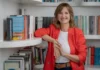 “El desafío educativo ya no es prohibir la IA sino enseñar a pensar” Mariana Maggio es pedagoga, educadora y escritora especializada en tecnología educativa, también autora de diversos libros sobre esa especialidad.