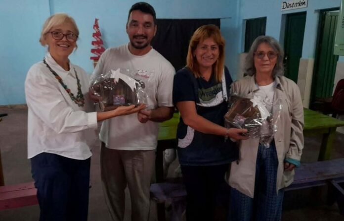 Mujeres con oficio cierre