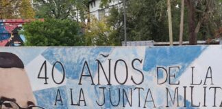 DESDE ESTE 5 DE JUNIO Día del periodista: capacitaciones, intervención artística, transmisión en vivo y un programa especial de Radio UNNE Rodolfo Walsh, uno de los faros que ilumina para pensar el periodismo como ejercicio intelectual y como práctica social, aún hoy. Autor de algunas de las crónicas que mejor reflejaron las tensiones propias de sociedades como la correntina. En su honor se pintó este mural en el patio de la sede de Comtulab, y este viernes se restaurará.