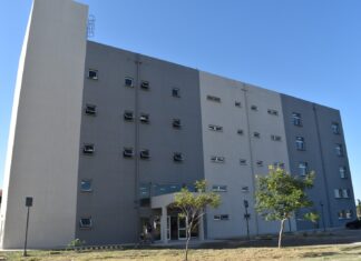 EN RESISTENCIA Con presencia nacional, se inaugura el nuevo edificio de la facultad de Artes de la UNNE