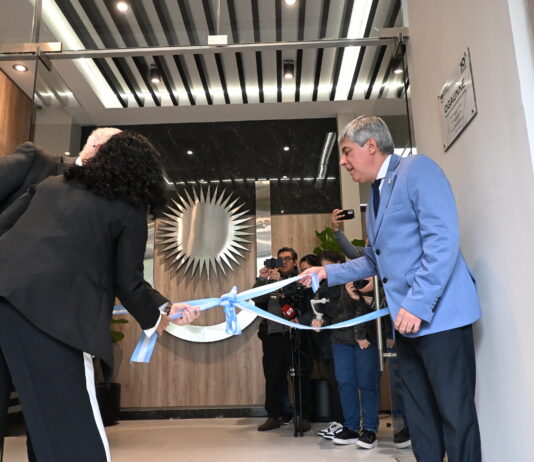 Hacia los 70 años de la UNNE: flamante inauguración de la remodelación del edificio Rectorado y del vitreaux de la cúpula central