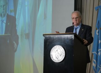 DR. RICARDO PAHLEN ACUÑA Otorgarán el Doctorado Honoris Causa de la UNNE a un referente en doctrina contable+-+