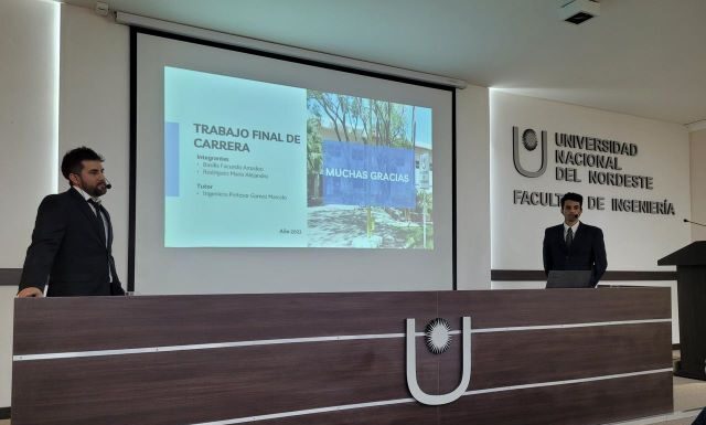 Trabajo Final de Graduación Se reciben de Ingenieros con una propuesta que optimiza el servicio de agua de Paso de la Patria