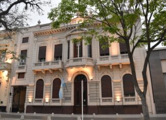 POLÍTICAS DE GÉNERO E IGUALDAD La UNNE incorpora la opción de marca de género no binario en sus títulos de grado y posgrado