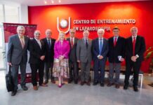 Pioneros de la cirugía laparoscópica argentina se reunieron en la Facultad de Medicina de la UNNE